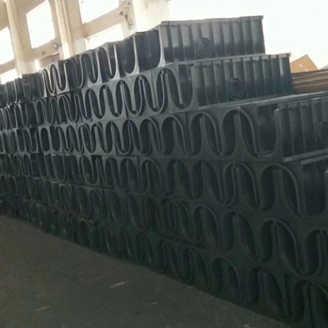 U形塑料排水沟 HDPE塑料排水沟 塑料成品排水沟